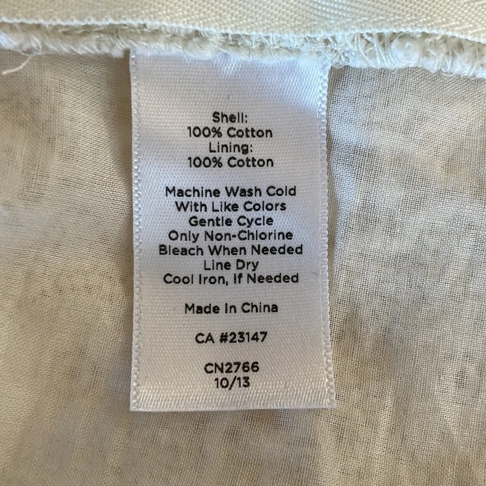 Beautiful Lace Top - Picture 5 of 8